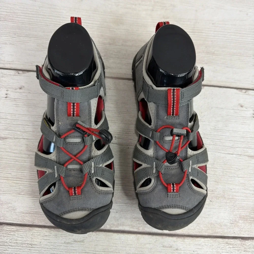 KEEN Newport H2 Sandals Gray Red Water Hiking Shoes 1022985 Men's Size 6
